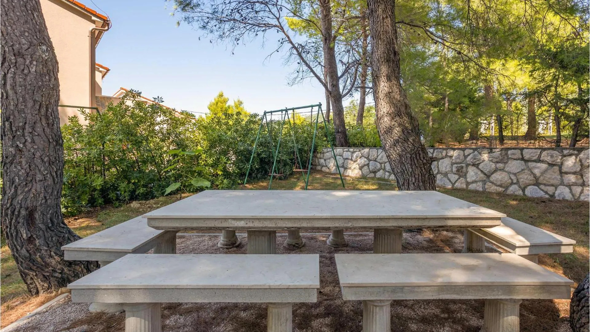 6 Bedroom Awesome Home In Rab Palit 0*,  Kroatien